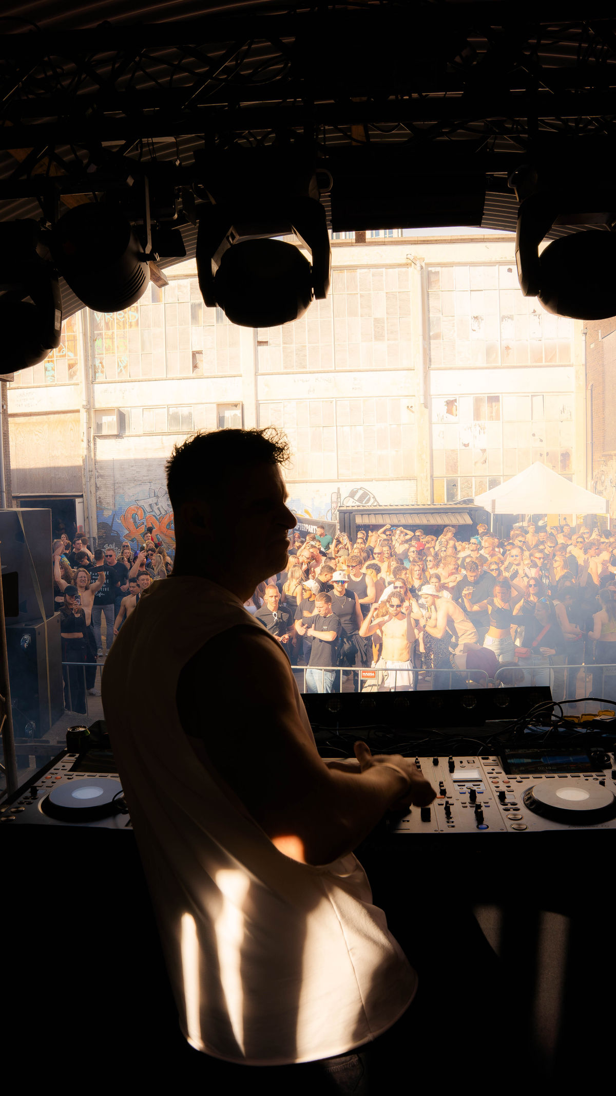 Loading... just a sec